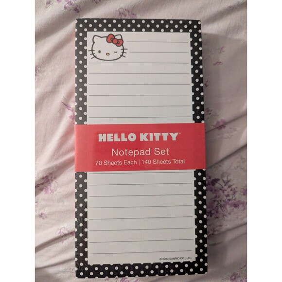Hello Kitty Sanrio Notepad Set of 2 Brand new Sealed Polka Dot 70 Sheets Each - Picture 1 of 2